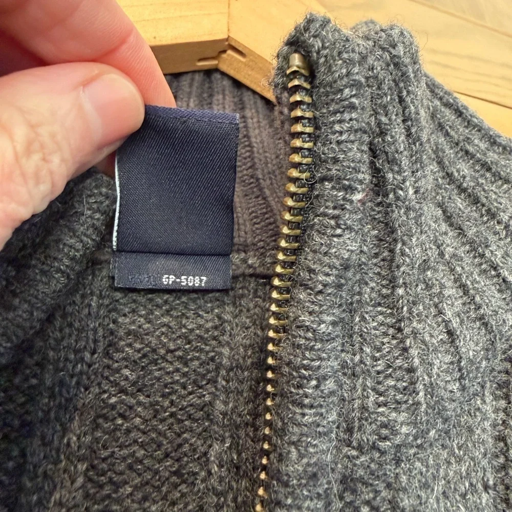 GAP Holiday 2003 Lambs' Wool Pullover Quarter Zip Ribbed Sweater / large